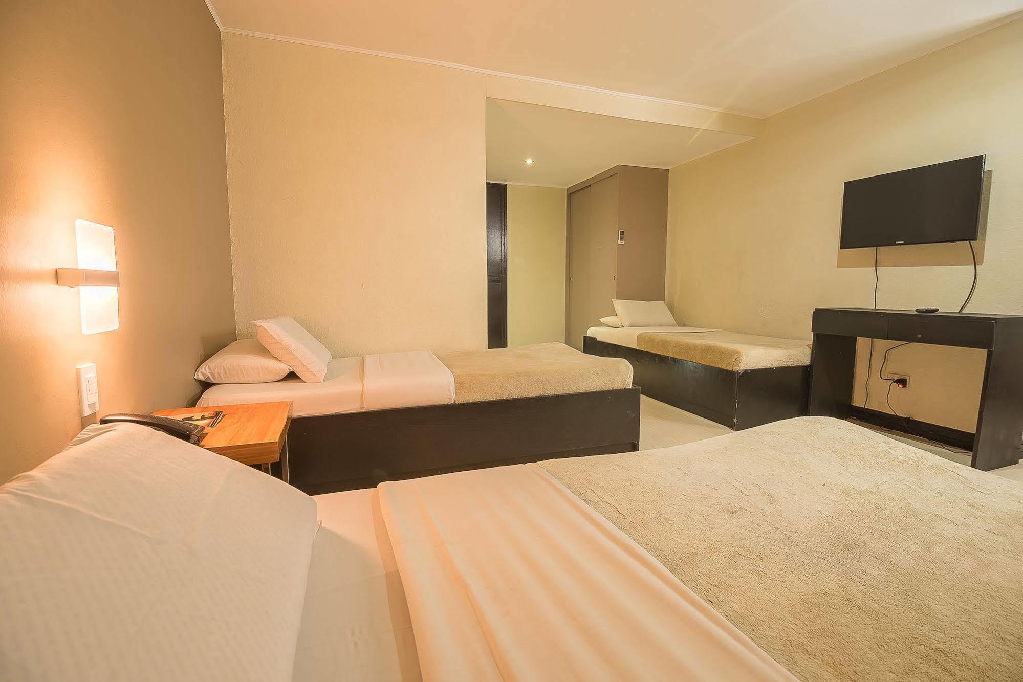 Asia Stars Hotel Tacloban Extérieur photo